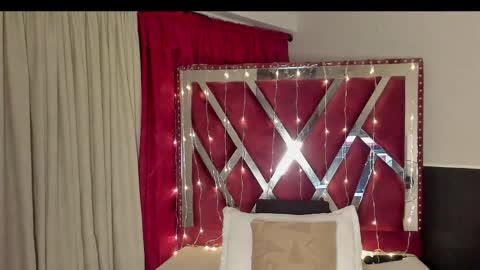 micaelahott_ online show from 11/17/25, 03:34