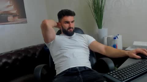 MicahLane online show from 11/01/25, 05:42