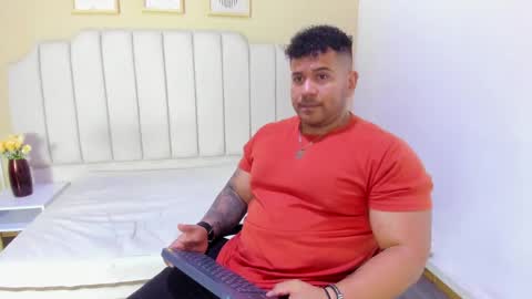 MICHAEL online show from 10/07/25, 08:39