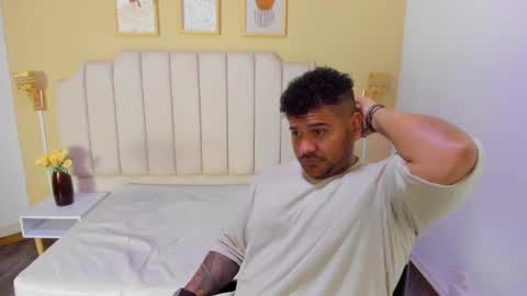 MICHAEL online show from 10/09/25, 07:45