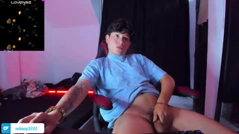 michael independent model  online show from 01/10/25, 02:25