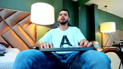 Michael Stevens online show from 10/16/25, 08:54