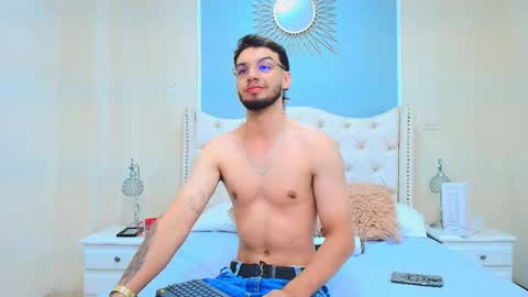 Michael Stevens online show from 11/11/25, 08:09