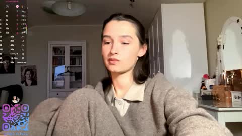 Emily online show from 02/05/26, 02:33