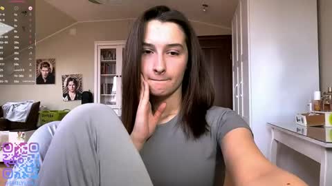 Emily online show from 04/02/26, 02:15