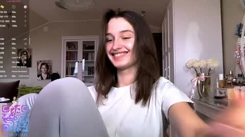 Emily online show from 04/04/26, 02:25