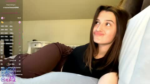Emily online show from 05/11/26, 04:04