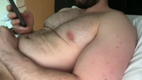 Snapshot of michael_s10 chatting on 07/06/26, 03:58 arab fit online show from 07/06/26, 03:58