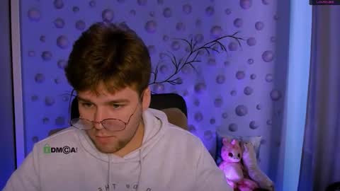 Your Michael online show from 03/25/26, 09:48