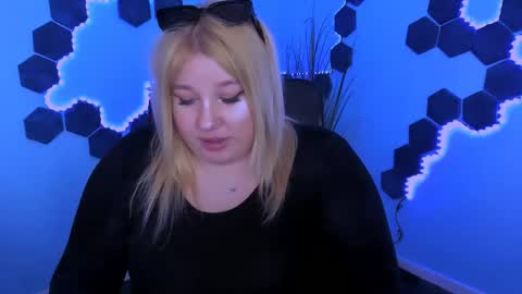 Your Michael online show from 04/24/26, 01:57