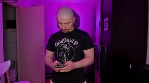Michael online show from 04/21/26, 02:56