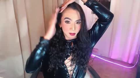 michaelagoddess online show from 10/30/25, 12:34