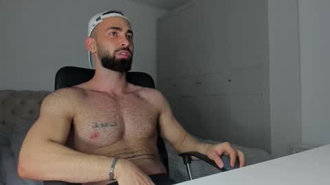 MichaelEvansx online show from 02/14/26, 08:38