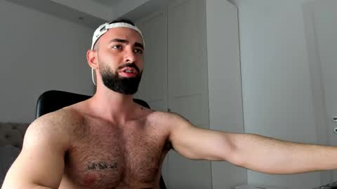 MichaelEvansx online show from 03/28/26, 09:25