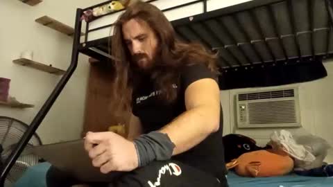 Snapshot of michaeljp1234 chatting on 11/09/25, 09:40 Hairy Toppins 4U online show from 11/09/25, 09:40