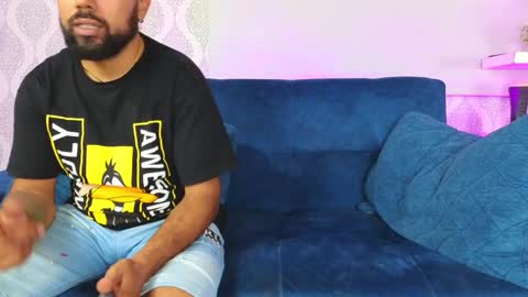 Snapshot of michaell_twink chatting on 01/04/25, 12:59 Michaell online show from 01/04/25, 12:59