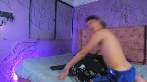 Snapshot of michaell_twink chatting on 02/26/25, 01:32 Michaell online show from 02/26/25, 01:32