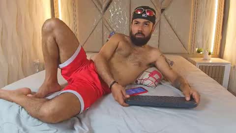Snapshot of michaell_twink chatting on 05/12/26, 10:40 Michaell online show from 05/12/26, 10:40