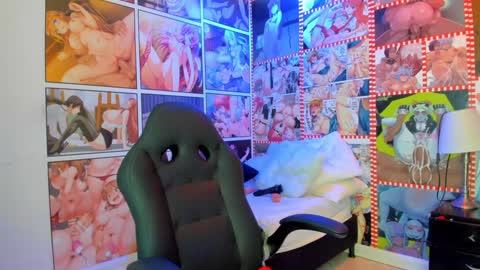 michel_lopez18 online show from 01/09/25, 02:18