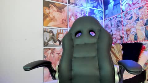 michel_lopez18 online show from 01/31/25, 10:52