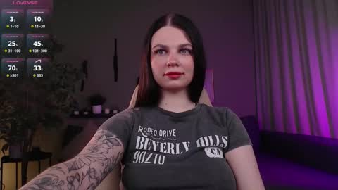 Kate online show from 10/17/25, 01:09