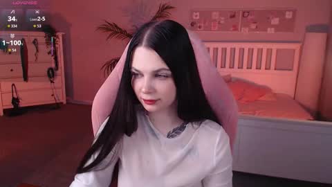 Kate online show from 10/20/25, 01:06