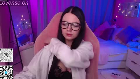 Kate online show from 05/13/26, 01:14