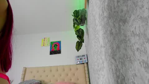 Snapshot of michele_rooss00 chatting on 03/09/25, 02:50 melannie follow my new page online show from 03/09/25, 02:50