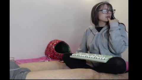 Michell online show from 06/05/26, 03:13