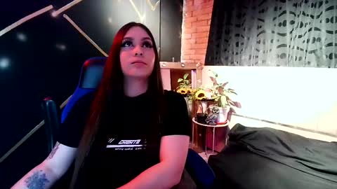 Snapshot of michell_h chatting on 06/04/26, 05:02 Nani online show from 06/04/26, 05:02
