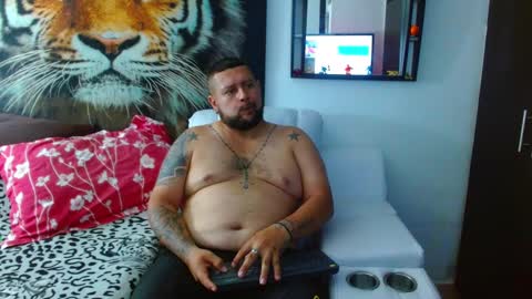 michell_myers online show from 01/27/25, 08:49