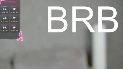 Snapshot of michelle_blond chatting on 01/05/25, 11:15 michelle_blond online show from 01/05/25, 11:15