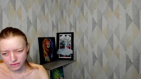 Snapshot of michelle_blond chatting on 02/09/25, 01:46 michelle_blond online show from 02/09/25, 01:46