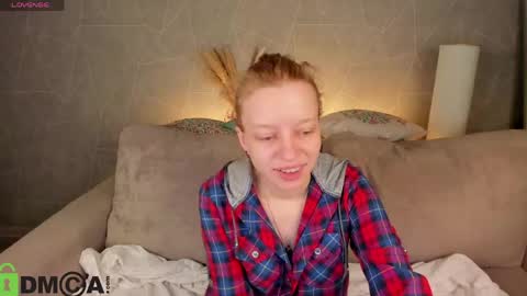 michelle_blond online show from 03/22/26, 07:45
