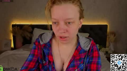 michelle_blond online show from 04/20/26, 12:57