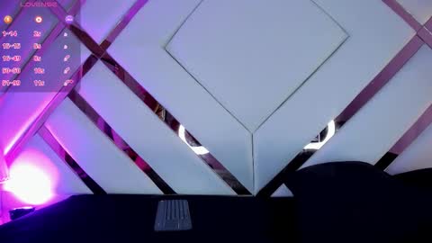 michelle_cutee_ online show from 03/23/26, 08:24