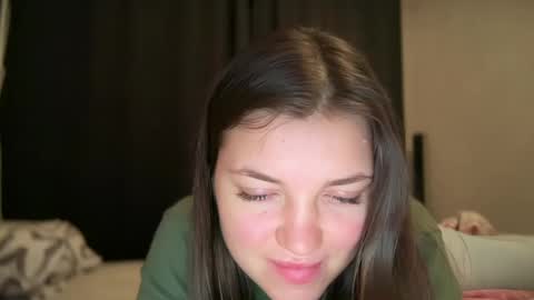 Snapshot of michelle_mir chatting on 02/01/25, 07:23 Michelle online show from 02/01/25, 07:23