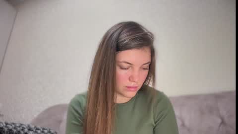 Snapshot of michelle_mir chatting on 02/06/25, 04:58 Michelle online show from 02/06/25, 04:58