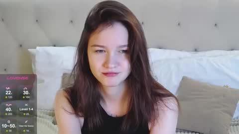 Michelle online show from 11/10/25, 01:21