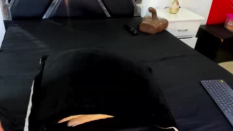 Michelle online show from 10/23/25, 12:04