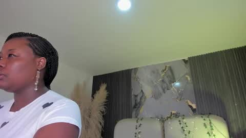 michellepreston_ online show from 03/22/26, 12:08