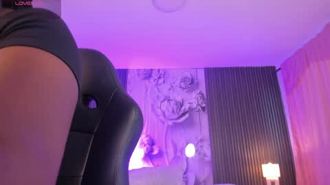 michellepreston_ online show from 05/28/26, 12:02