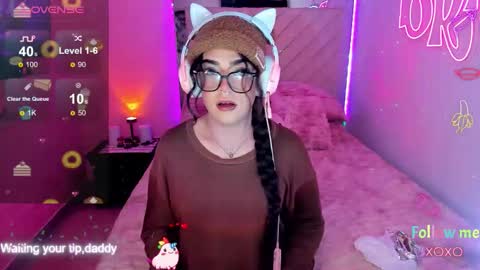 Snapshot of michellevanss22 chatting on 03/25/26, 04:51 online show from 03/25/26, 04:51