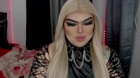 Michelle online show from 12/17/25, 01:33