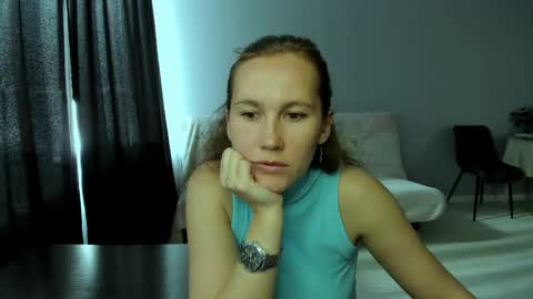 Michelle online show from 05/01/26, 04:17