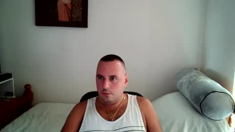 Snapshot of micic3 chatting on 07/05/26, 11:23 micic3 online show from 07/05/26, 11:23