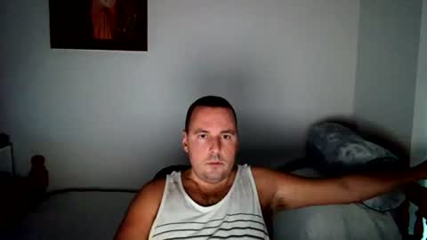 Snapshot of micic3 chatting on 07/19/26, 12:58 micic3 online show from 07/19/26, 12:58
