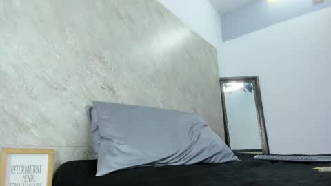 mick_lollipopp online show from 04/14/26, 08:04