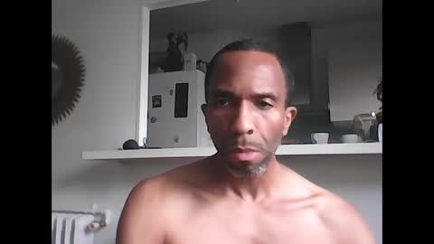 mickdu971 online show from 06/08/26, 06:58