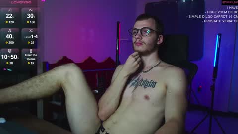 Mickey online show from 12/06/24, 11:33